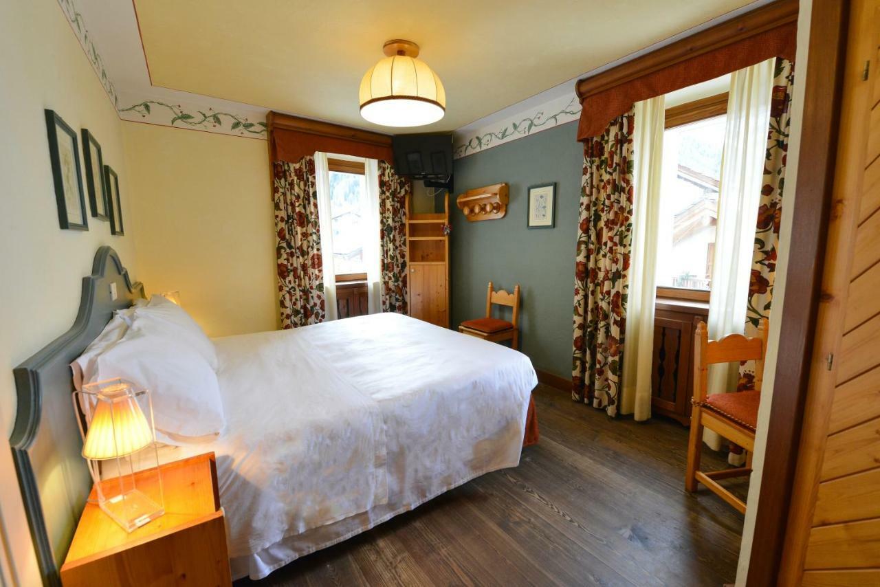 Hotel Du Grand Paradis - 1899 Auberge Boutique Когне Екстериор снимка